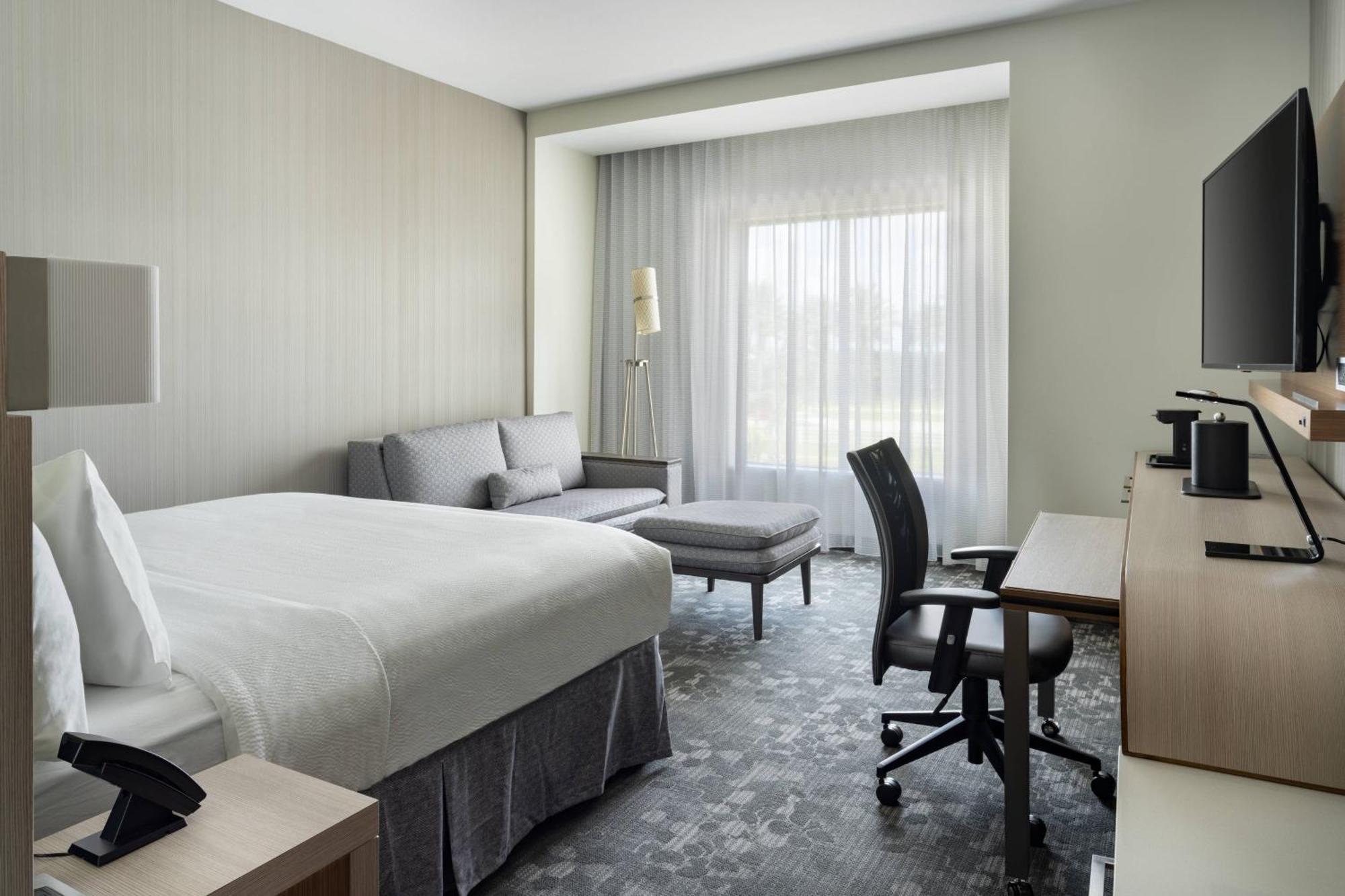 Courtyard By Marriott Port St. Lucie Tradition Exteriör bild