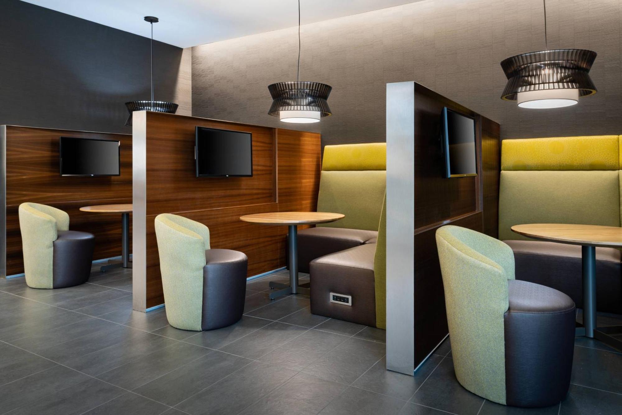 Courtyard By Marriott Port St. Lucie Tradition Exteriör bild